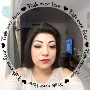 Meet your Posher, Veronica